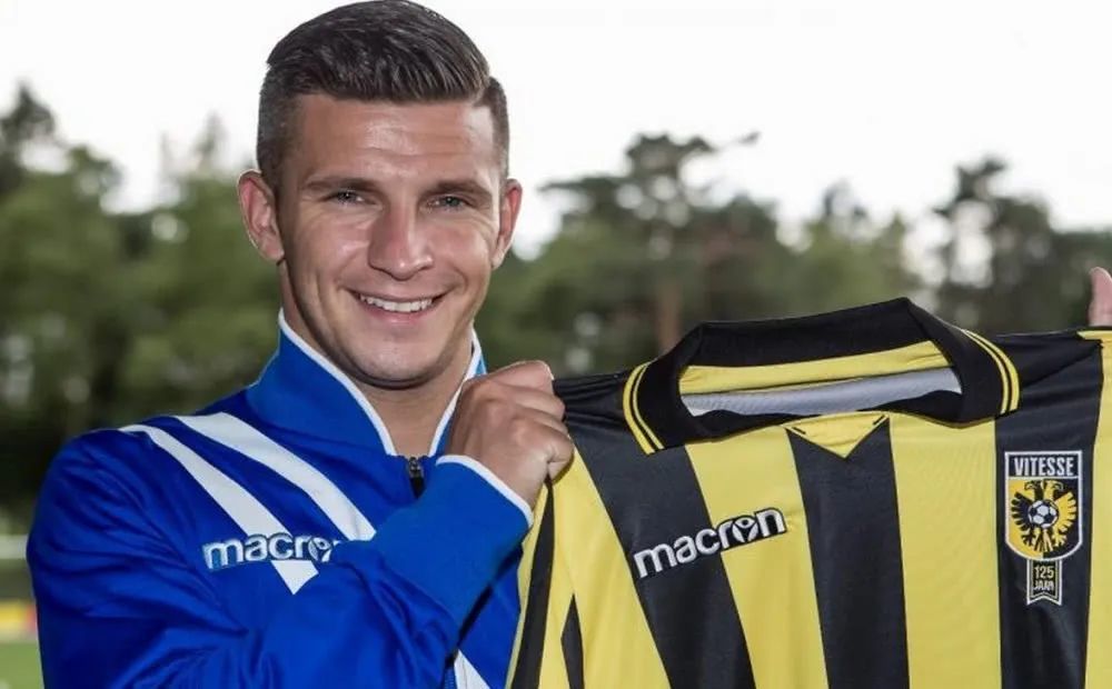 主力前锋的 主力前锋的